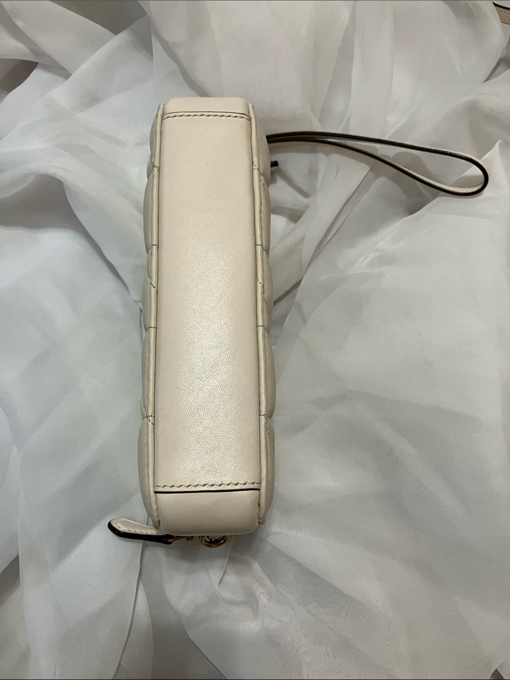 Kira Crossbody Pillow Quilting - Picture 7 of 15